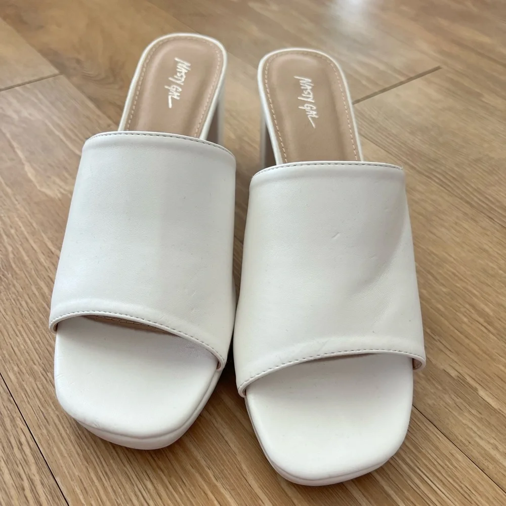Size 9 White Nasty Gal Heels/Mules - Picture 2 of 2